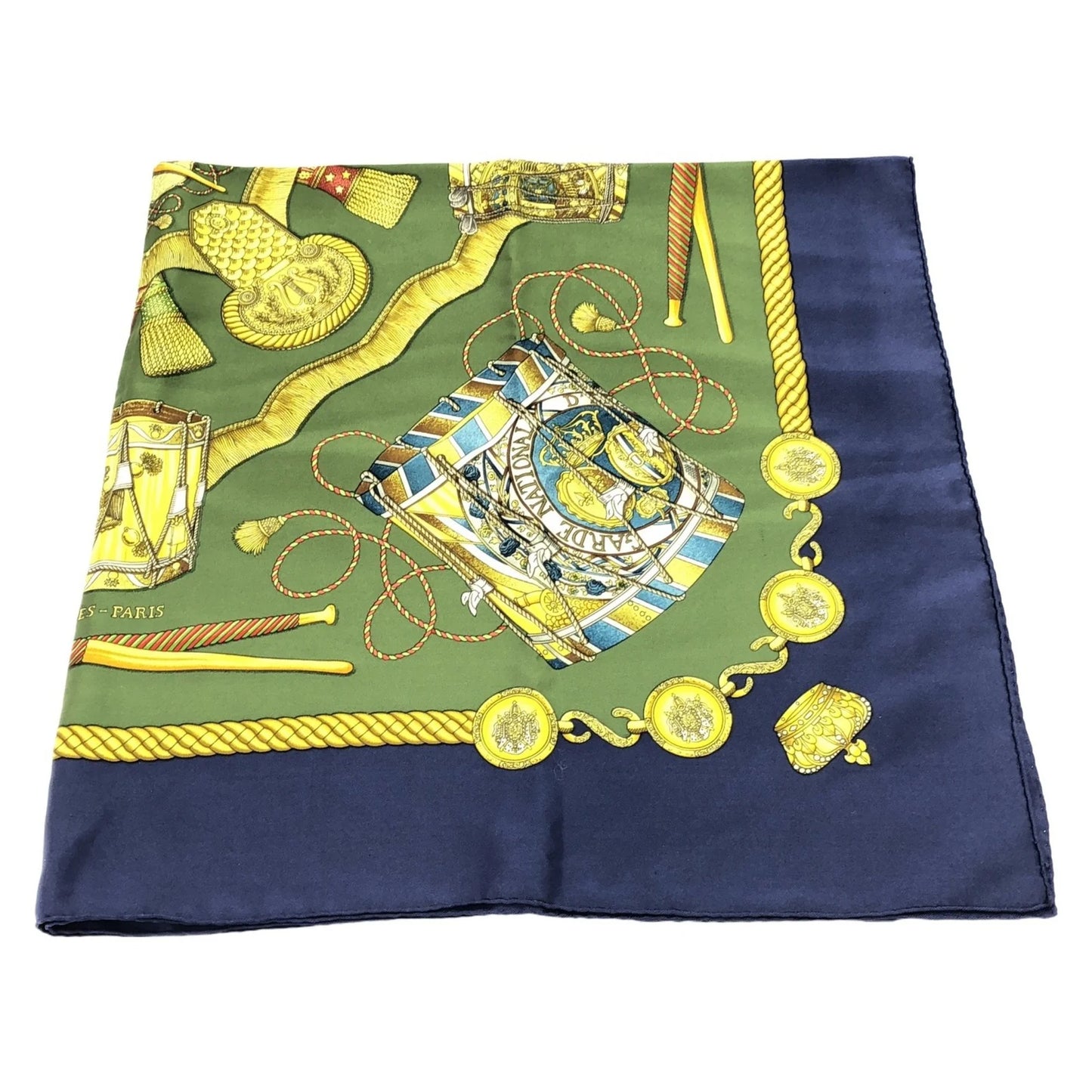 Hermès Carré in Seta Verde – 87x87 cm