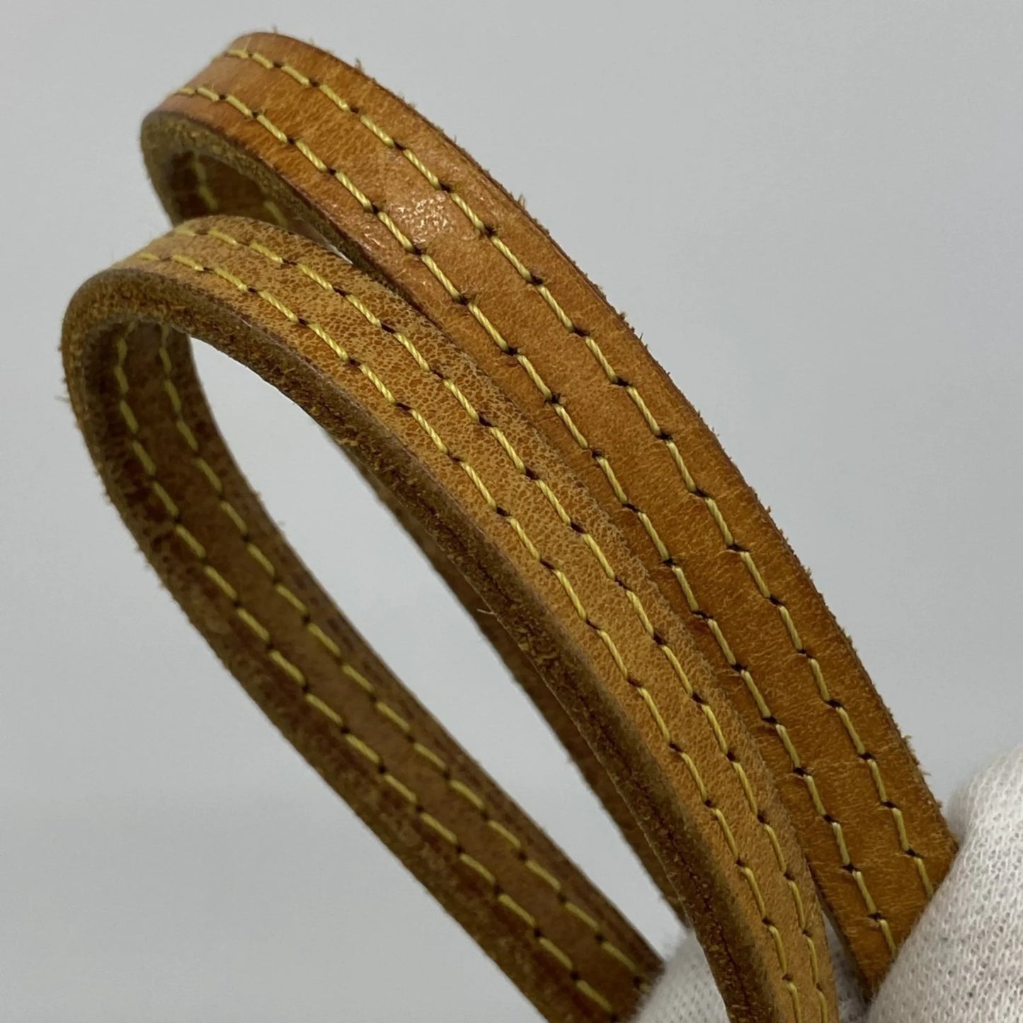 Louis Vuitton Neverfull MM Monogram Canvas – M40156