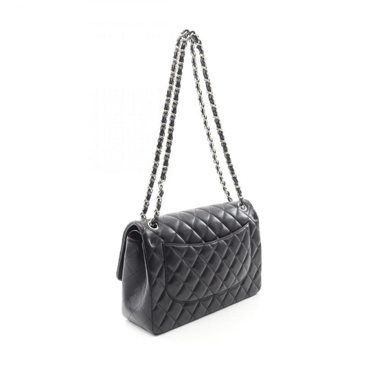 Chanel Timeless Classic Flap Medium – Pelle Nera con Hardware Argentato