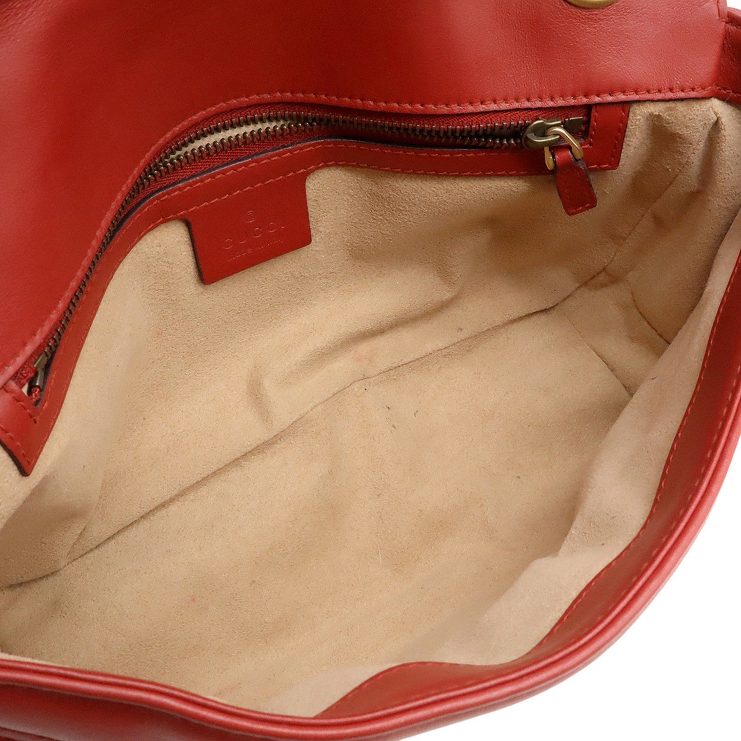 Gucci Marmont Small – Pelle Matelassé Rossa con Catena Dorata