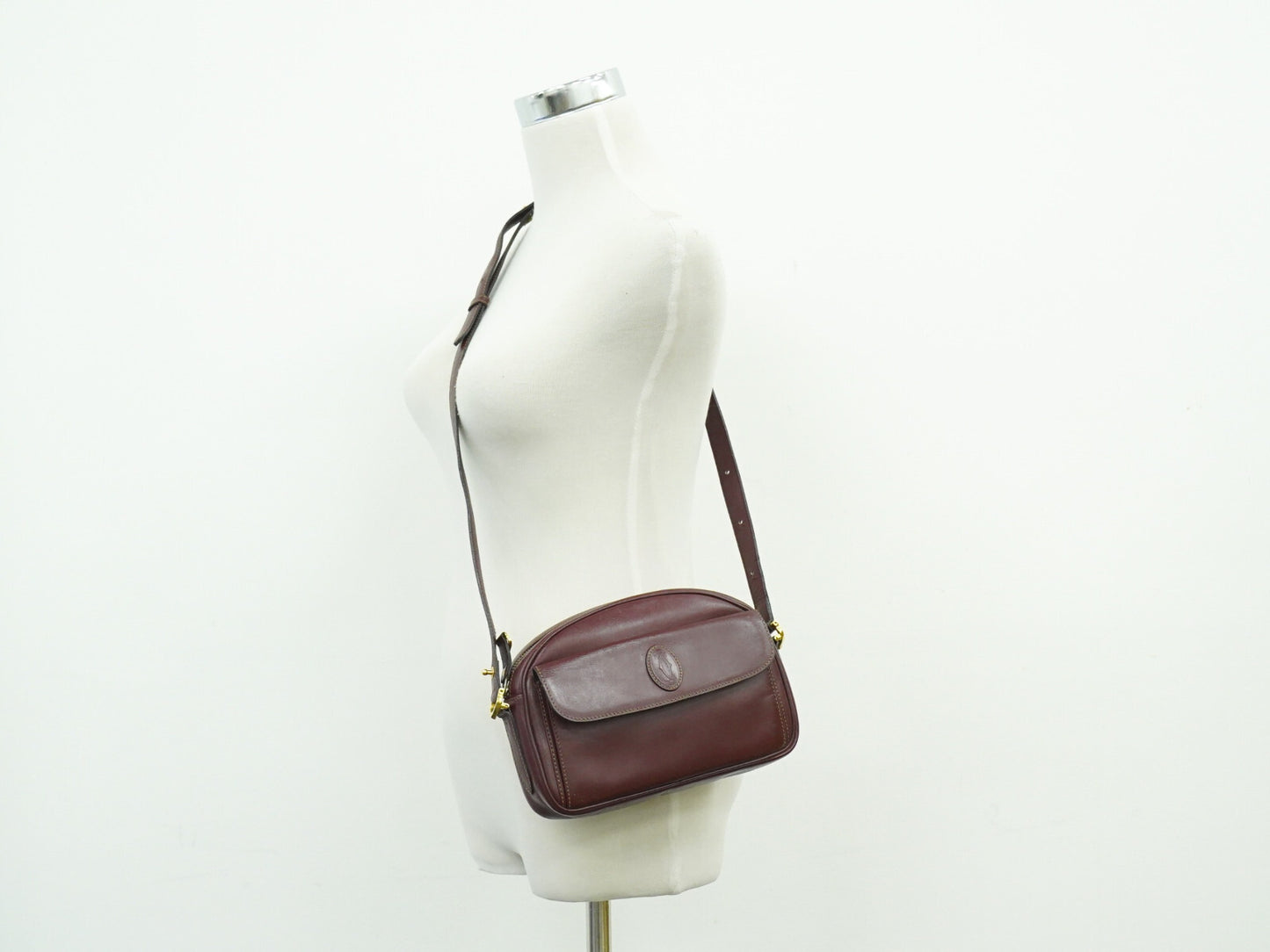 Cartier Must de Cartier Bordeaux in Pelle – Crossbody Vintage