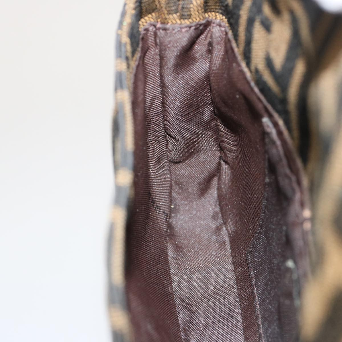 Fendi Baguette Mini Zucca Canvas e Pelle Nera – Made in Italy
