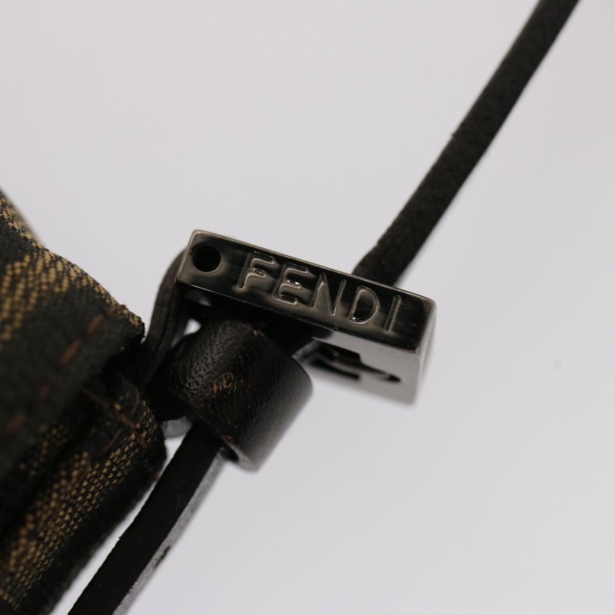 Fendi Baguette Mini Zucca Canvas e Pelle Nera – Made in Italy