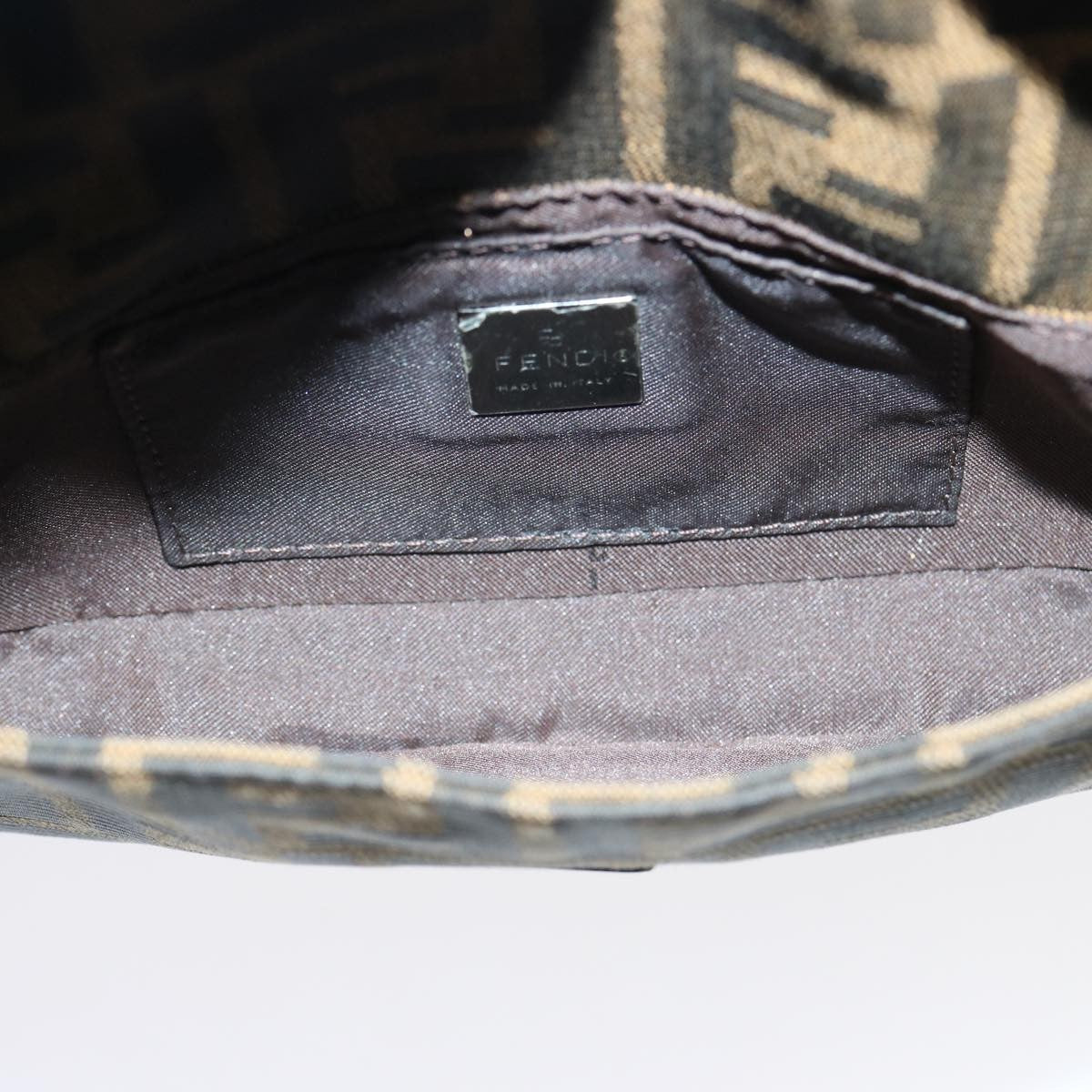 Fendi Baguette Mini Zucca Canvas e Pelle Nera – Made in Italy