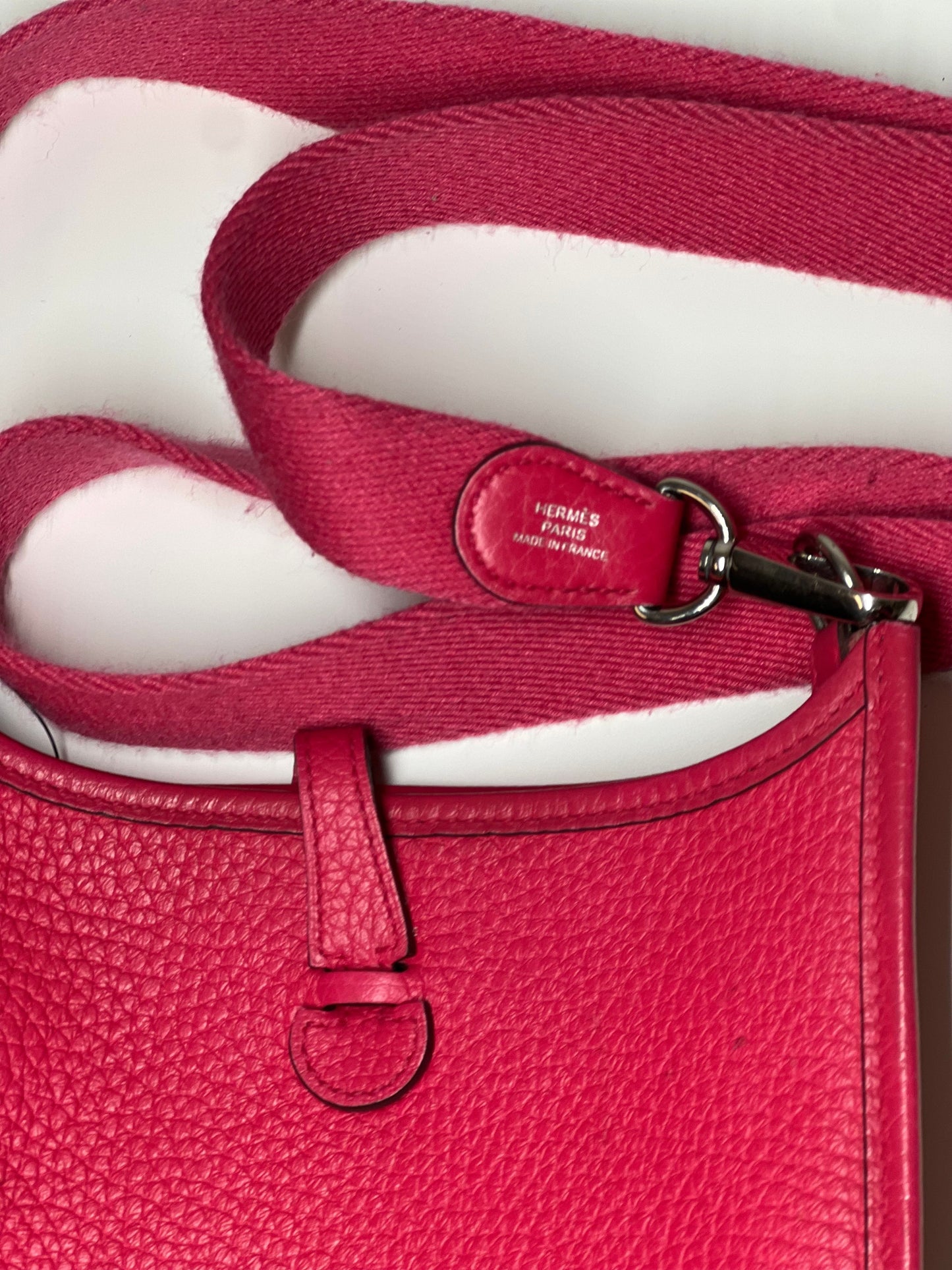 Hermès Evelyne TPM – Pelle Togo Rosa – A Stamp