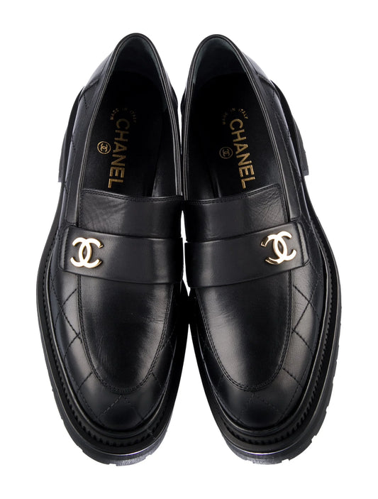 Chanel Mocassini in Pelle di Vitello Nera – Collezione Pre-Fall 2023