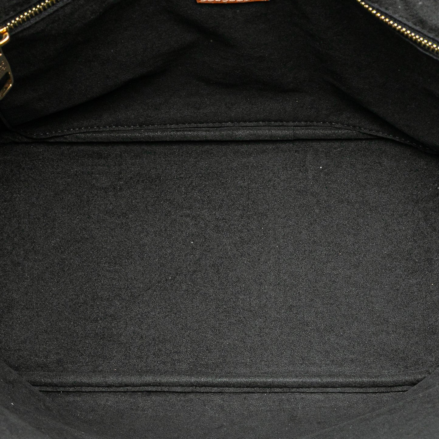 Louis Vuitton – Neverfull MM Wild at Heart in Pelle Monogram Empreinte Nera (2021)