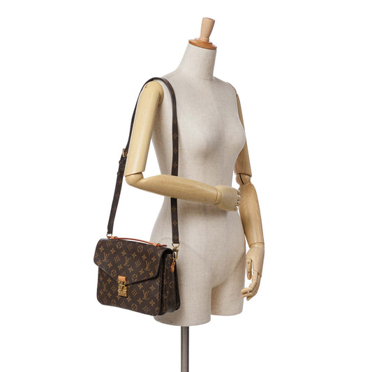 Louis Vuitton Monogram Pochette Metis