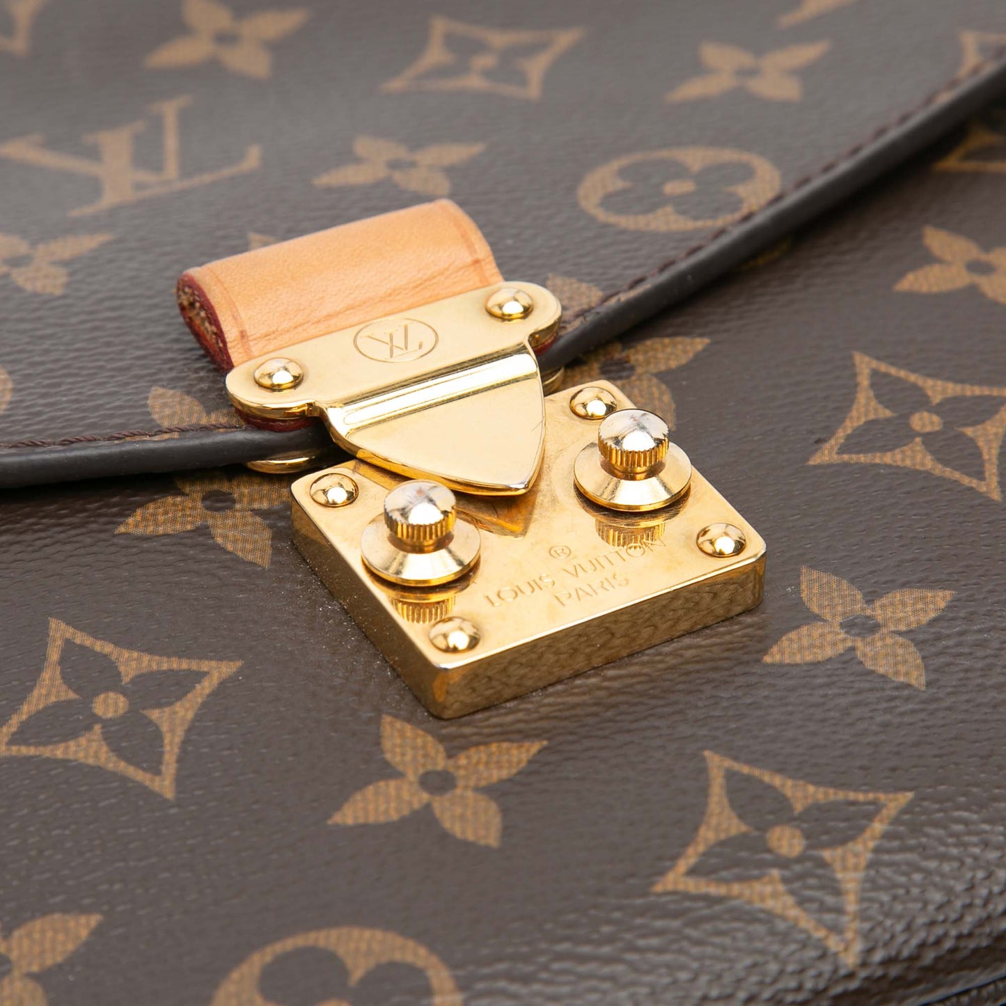 Louis Vuitton Monogram Pochette Metis