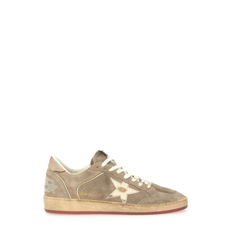 Golden Goose – Ball Star Sneaker in Camoscio Beige con Stella Avorio e Dettagli Retro – Donna – FW25