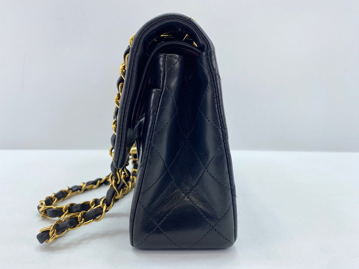 Chanel Matelassé – Pelle nera
