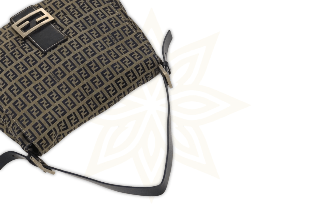 Fendi Mama Baguette in Canvas Zucchino Navy con Finiture Argentate - Etoilux