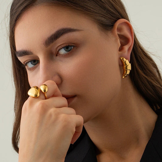 BEHI CORNETTO EARRINGS - Etoilux
