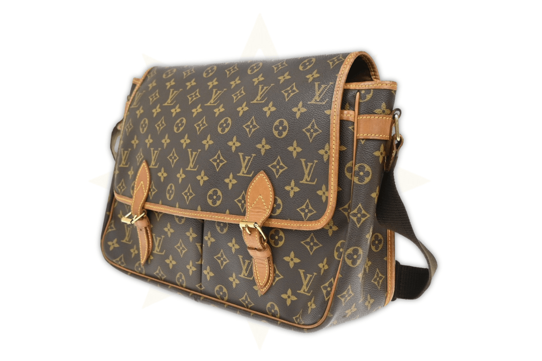 Louis Vuitton Messenger Bosphore Monogram Canvas - Etoilux