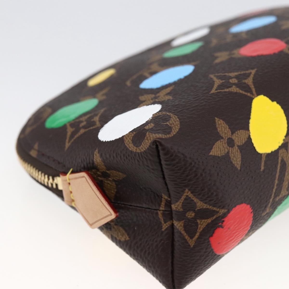 Louis Vuitton × Yayoi Kusama Cosmetic Pouch Tela Monogram Pois Dipinti 2023 - Etoilux