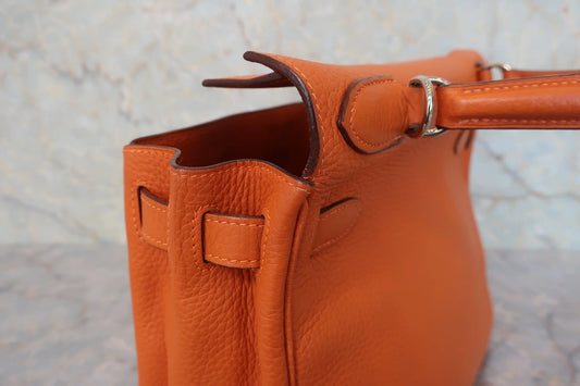 Hermès Kelly 28 Retourné Togo Orange Hardware Palladio 2004 - Etoilux
