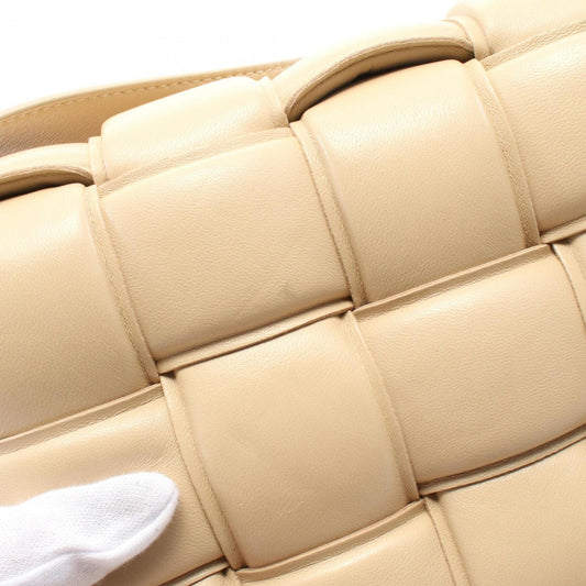 Bottega Veneta Cassette – Pelle Beige Intrecciata (Ref. 591970) - Etoilux