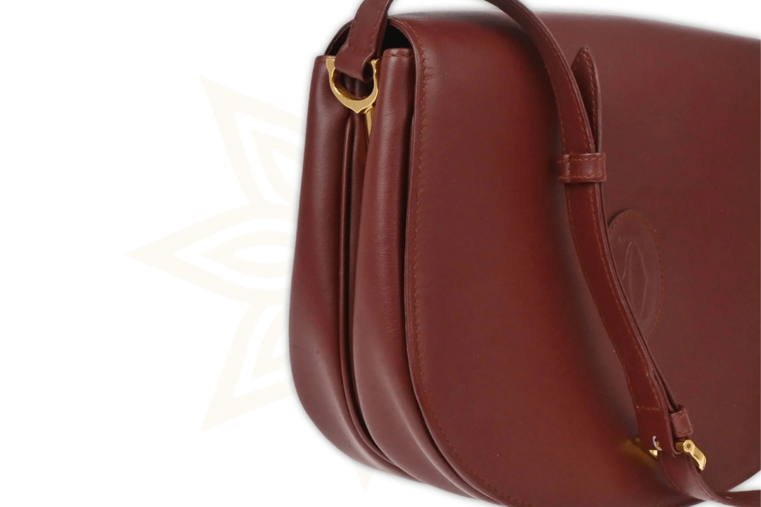 Cartier – Must de Cartier Saddle Bag in pelle bordeaux (Vintage Made in Italy) - Etoilux
