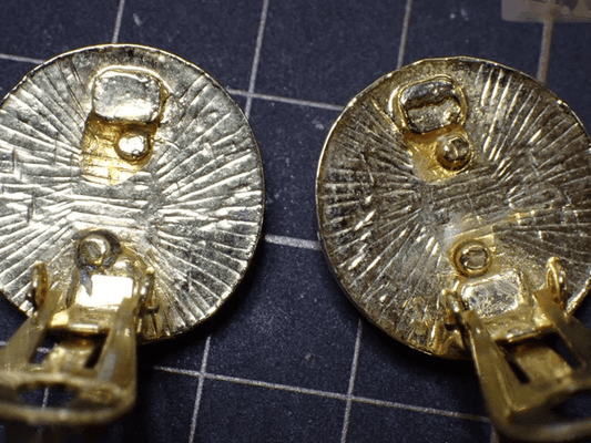 Chanel Round Earrings - Etoilux