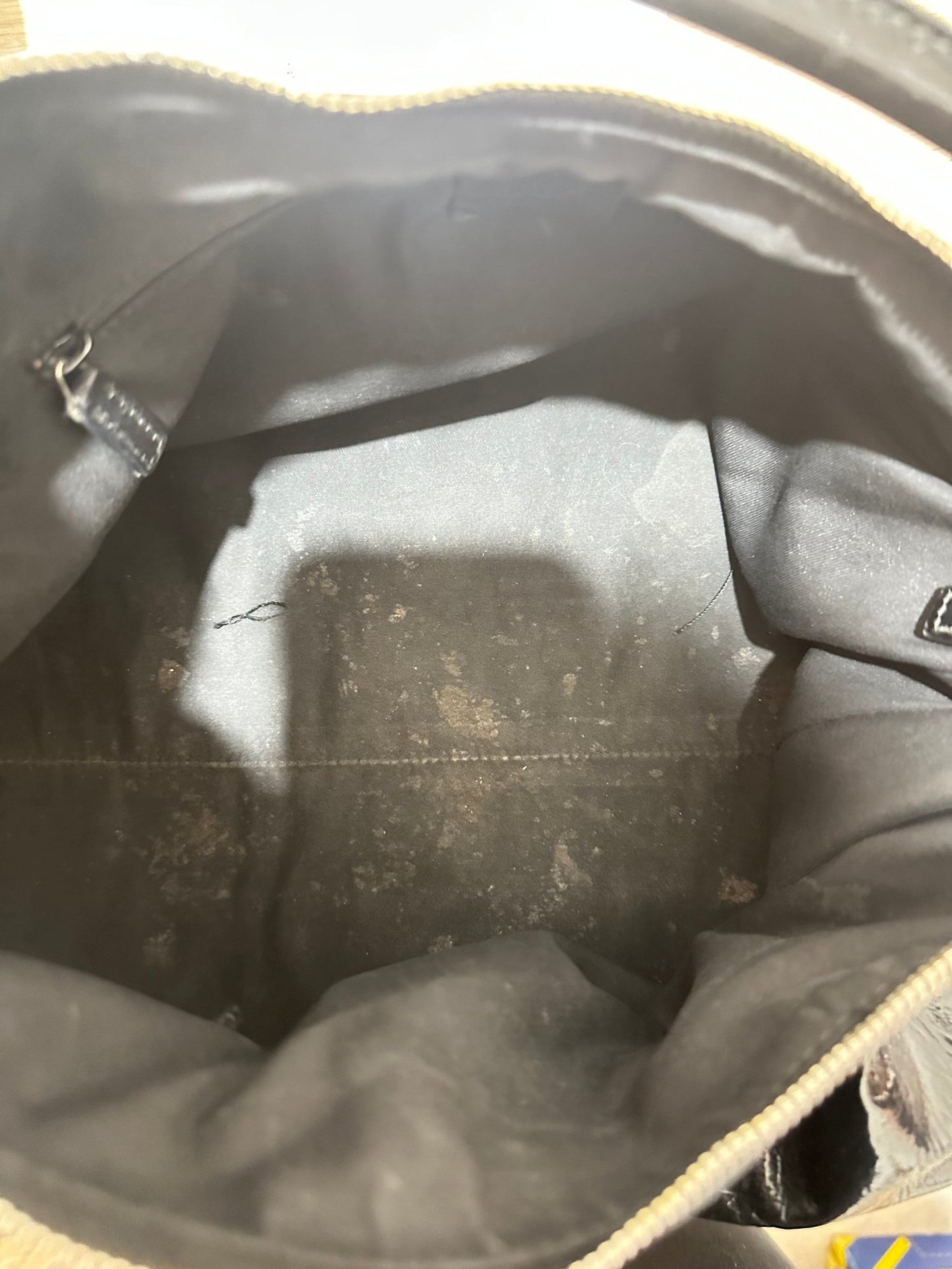 Gucci Indy Hobo Vernice Nera – Iconico Glamour Retrò - Etoilux