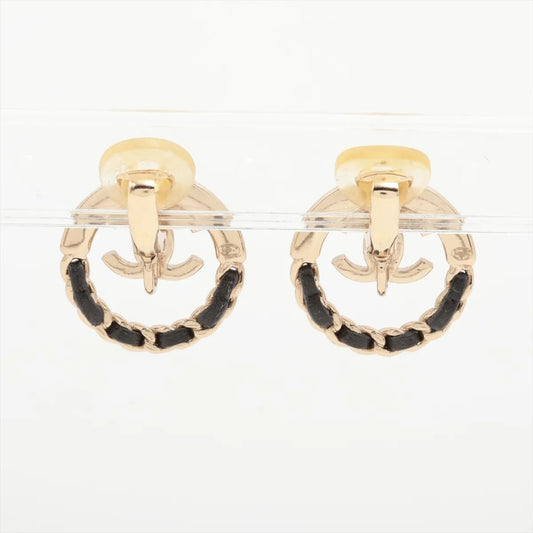 Chanel Orecchini CC Cerchio Chain Metallo Dorato e Pelle Nera – Mini - Etoilux