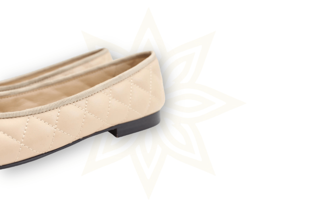 Chanel Ballerine Classiche Beige & Nero in Pelle Trapuntata Taglia: 38C – Made in Italy - Etoilux