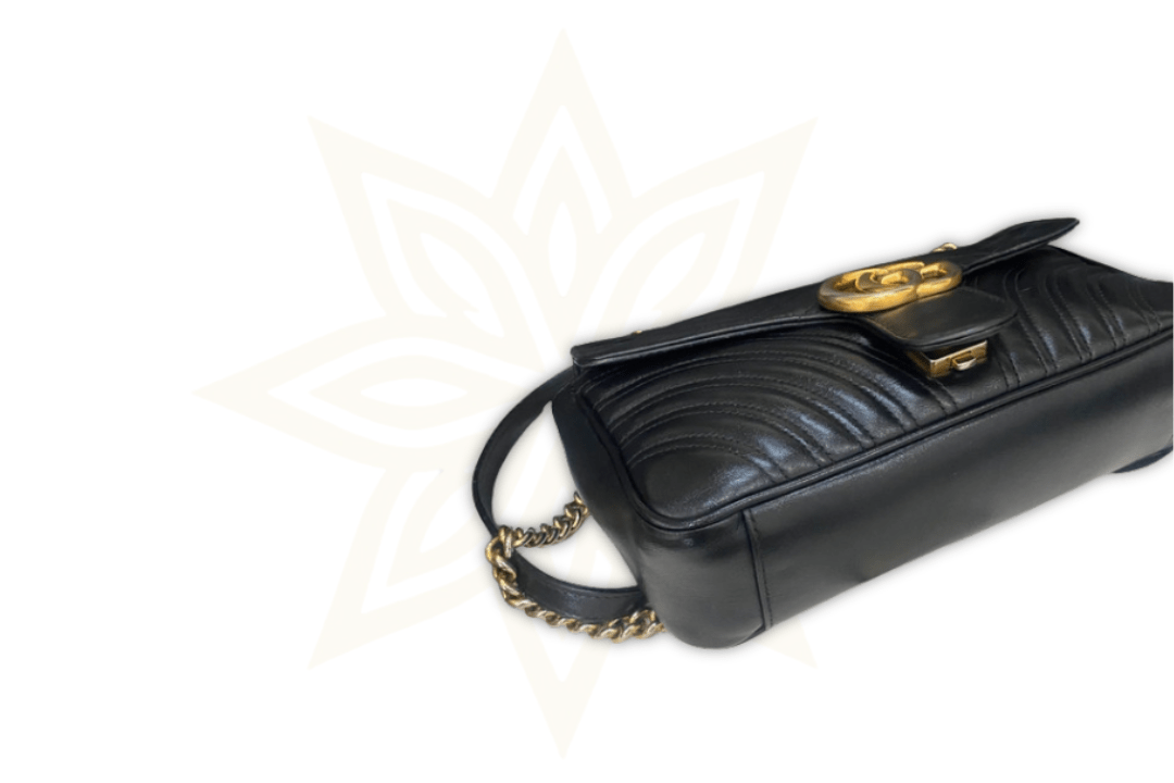Gucci GG Marmont Small in pelle nera matelassé - Etoilux
