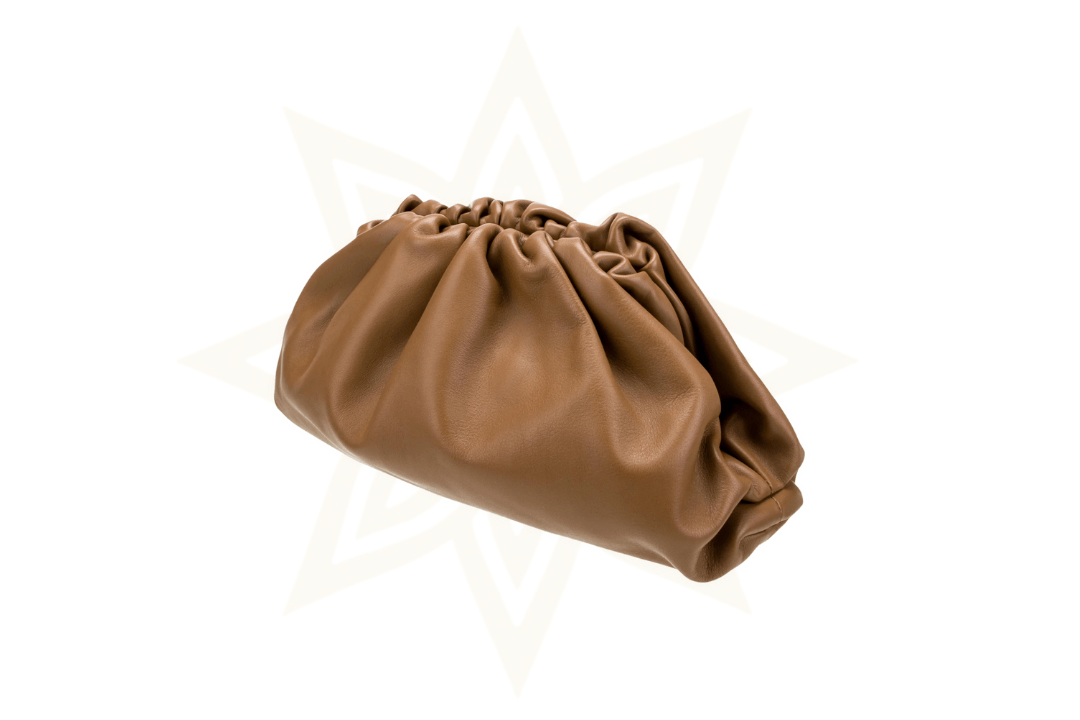 Bottega Veneta The Pouch Large in pelle caramello - Etoilux