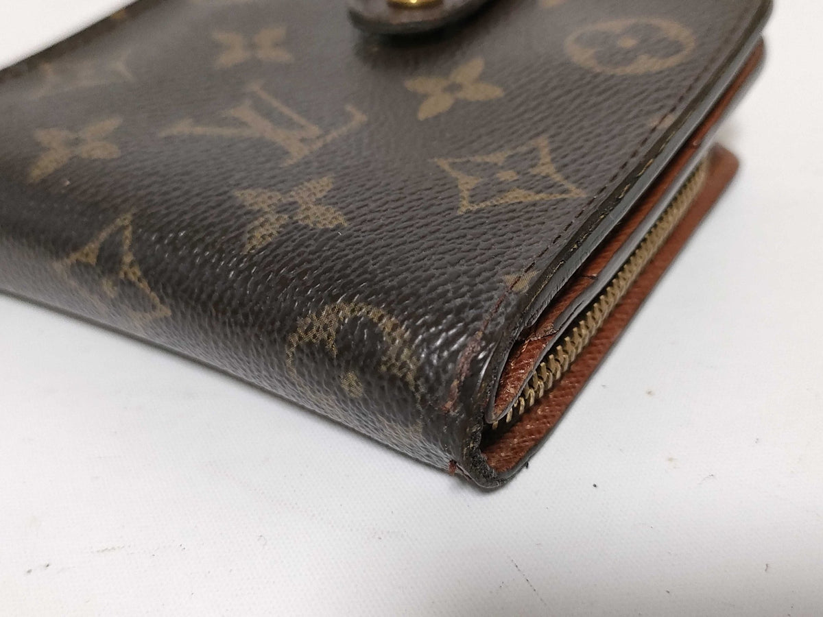 Louis Vuitton Compact Zip - Etoilux