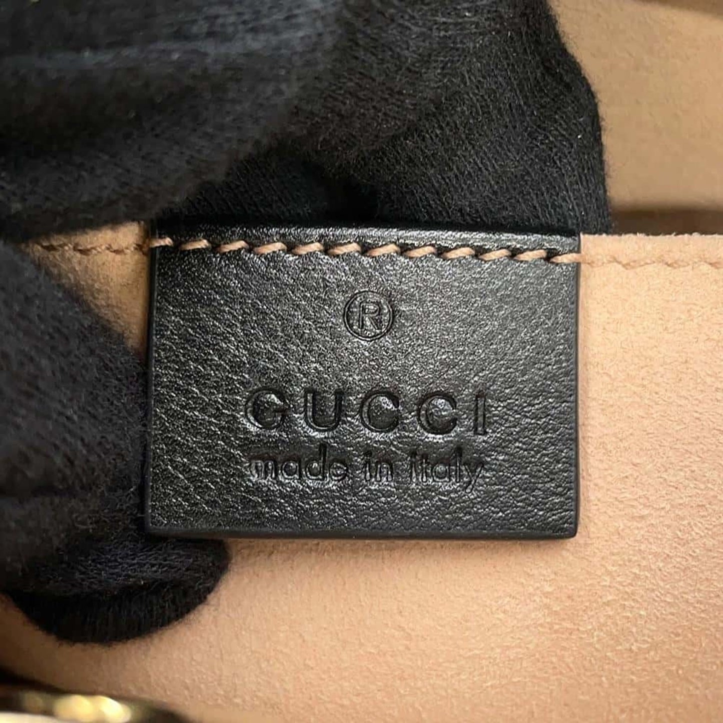Gucci Diana Medium Tote Bag in pelle nera con manico in bamboo - Etoilux