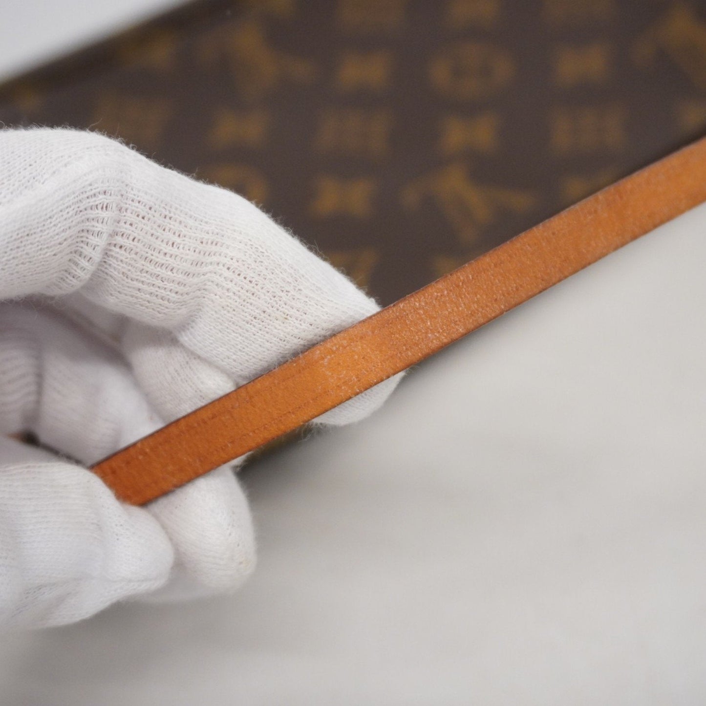 Louis Vuitton Pochette Accessoire - Etoilux