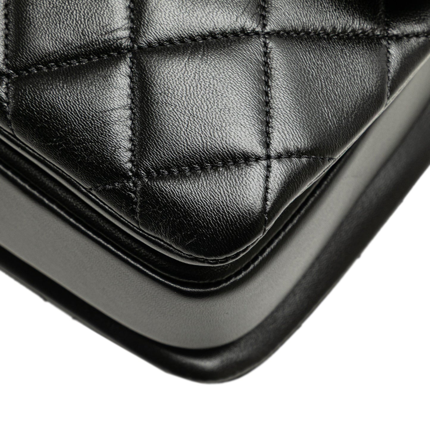 CHANEL Borsa a tracolla Trendy CC Flap in pelle di agnello media - Etoilux