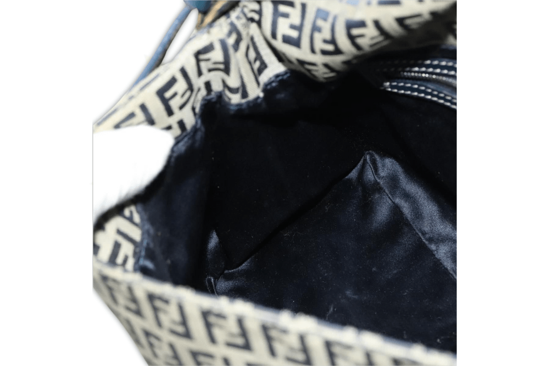 Fendi Mama Baguette in Canvas Zucchino Navy con Finiture Argentate - Etoilux