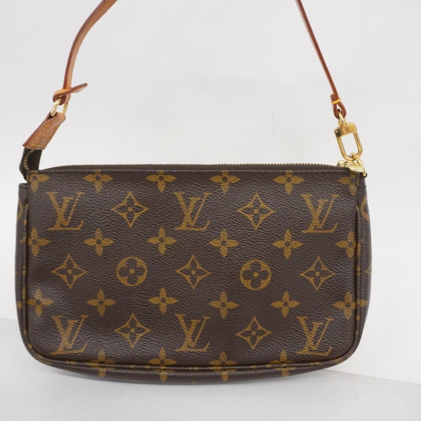 Louis Vuitton Pochette Accessoire - Etoilux