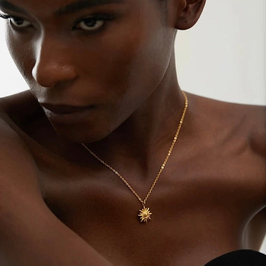 BEHI SUN NECKLACE - Etoilux
