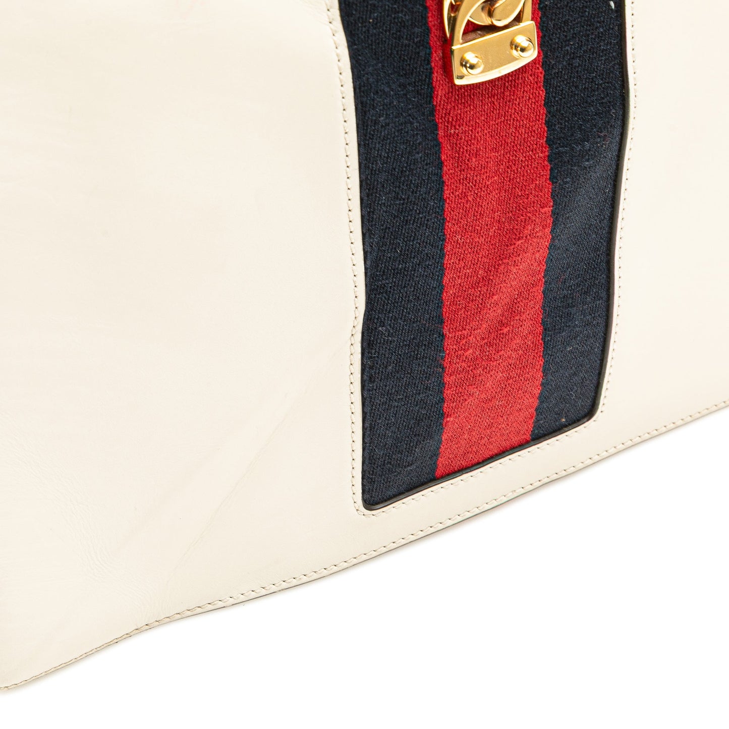 Gucci Borsa a mano media Sylvie in pelle - Etoilux