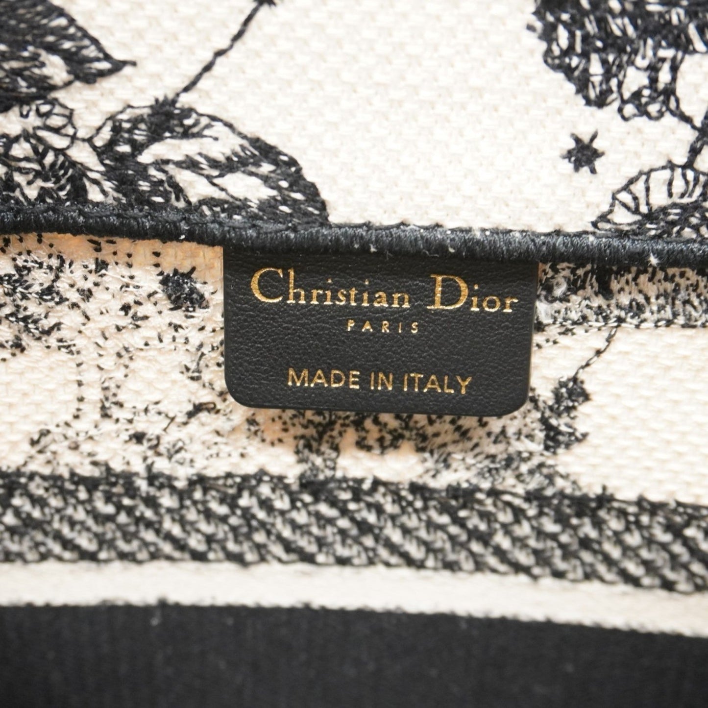 Christian Dior Book Tote “Zodiac Embroidery” – Tela Jacquard Ricamata - Etoilux