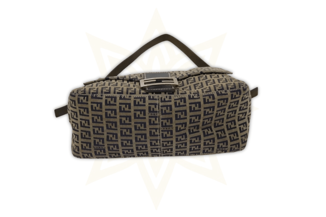 Fendi Mama Baguette in Canvas Zucchino Navy con Finiture Argentate - Etoilux