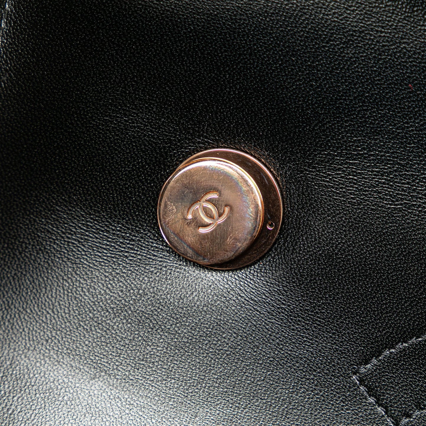 CHANEL Borsa a tracolla Trendy CC Flap in pelle di agnello media - Etoilux