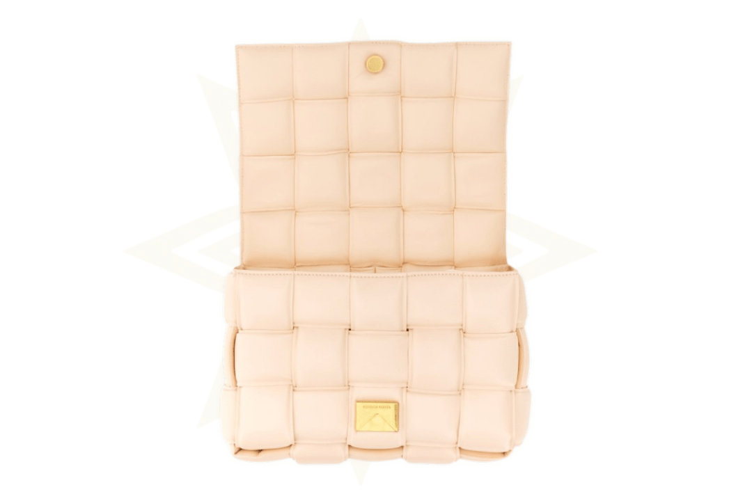 Bottega Veneta – Padded Cassette Bag in Nappa Intrecciata - Etoilux