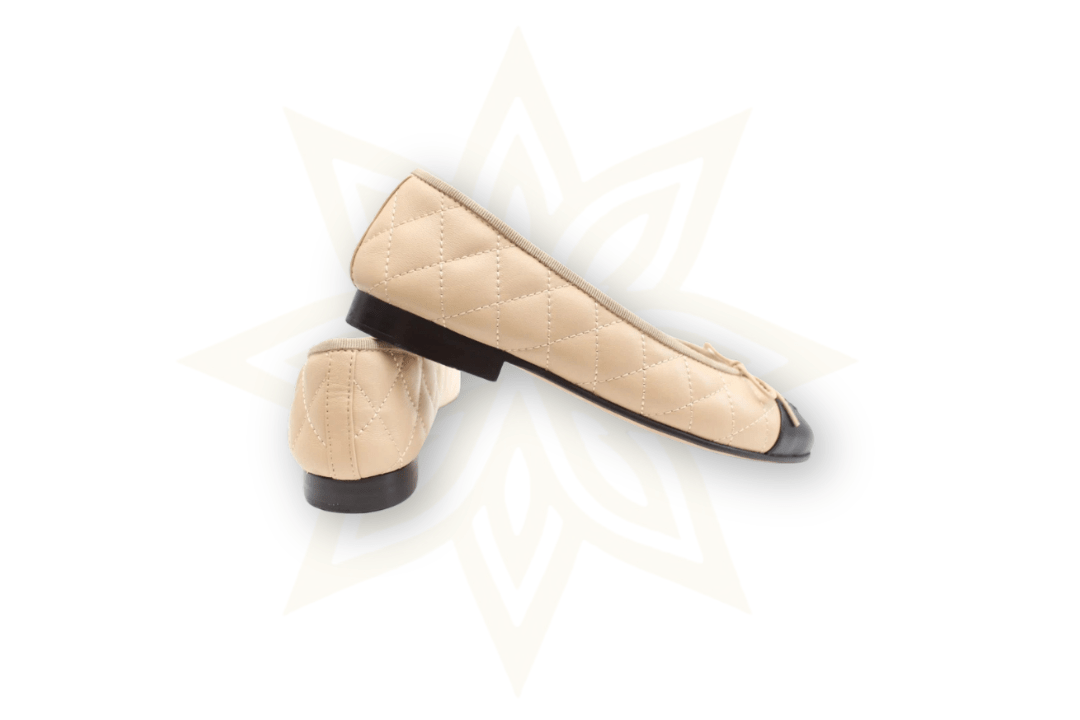 Chanel Ballerine Classiche Beige & Nero in Pelle Trapuntata Taglia: 38C – Made in Italy - Etoilux