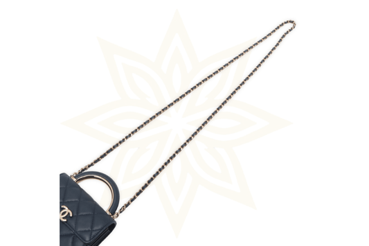 CHANEL Mini Handle Wallet on Chain in pelle trapuntata blu navy - Etoilux
