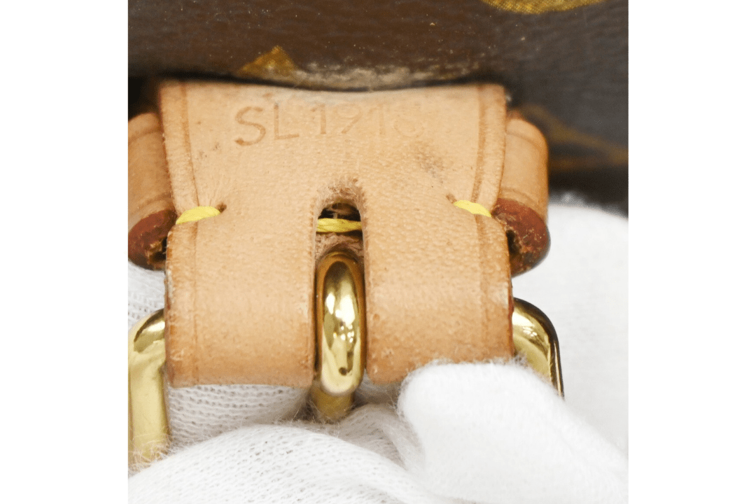 Louis Vuitton Messenger Bosphore Monogram Canvas - Etoilux