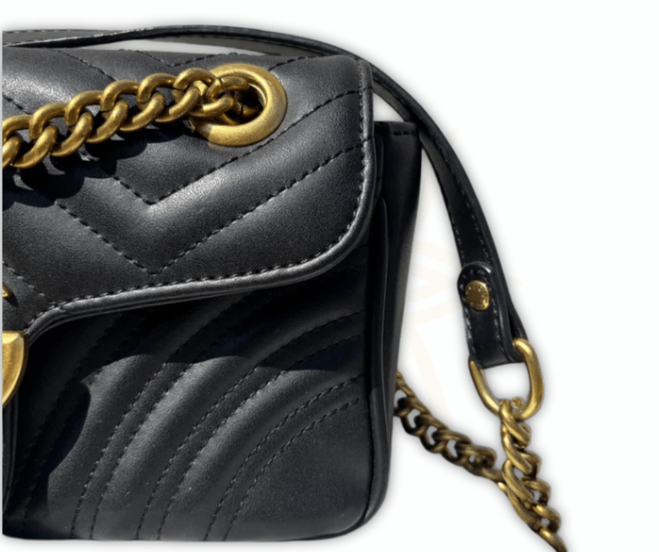 Gucci GG Marmont Mini Bag in Pelle Matelassé Nera – Pre - owned - Etoilux