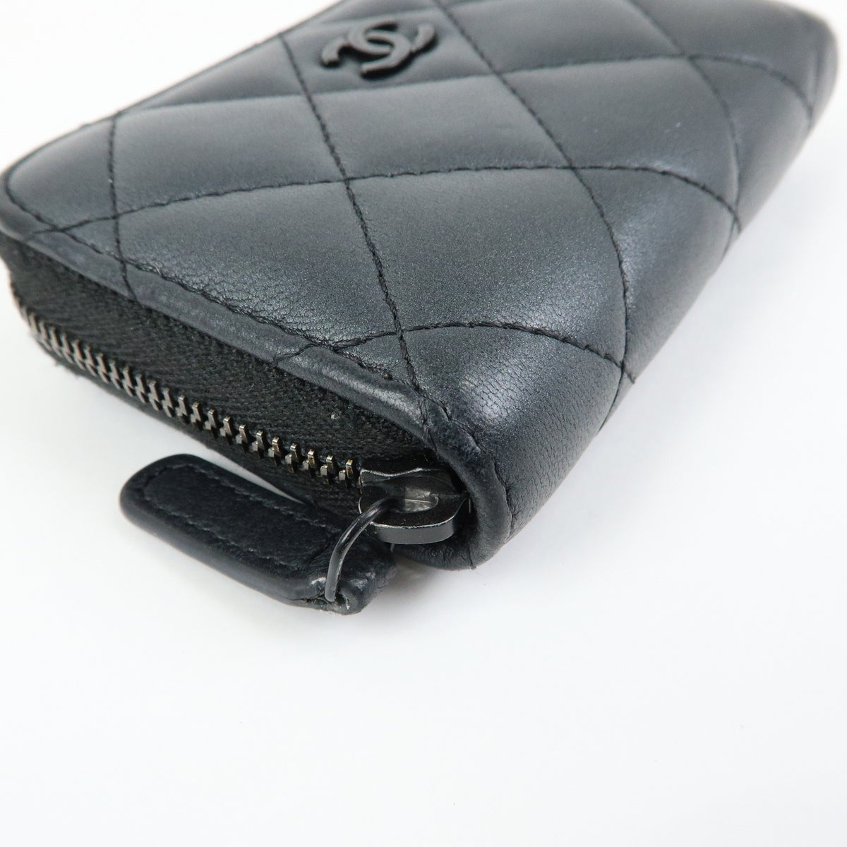 Chanel Portacarte e portamonete con patta CC