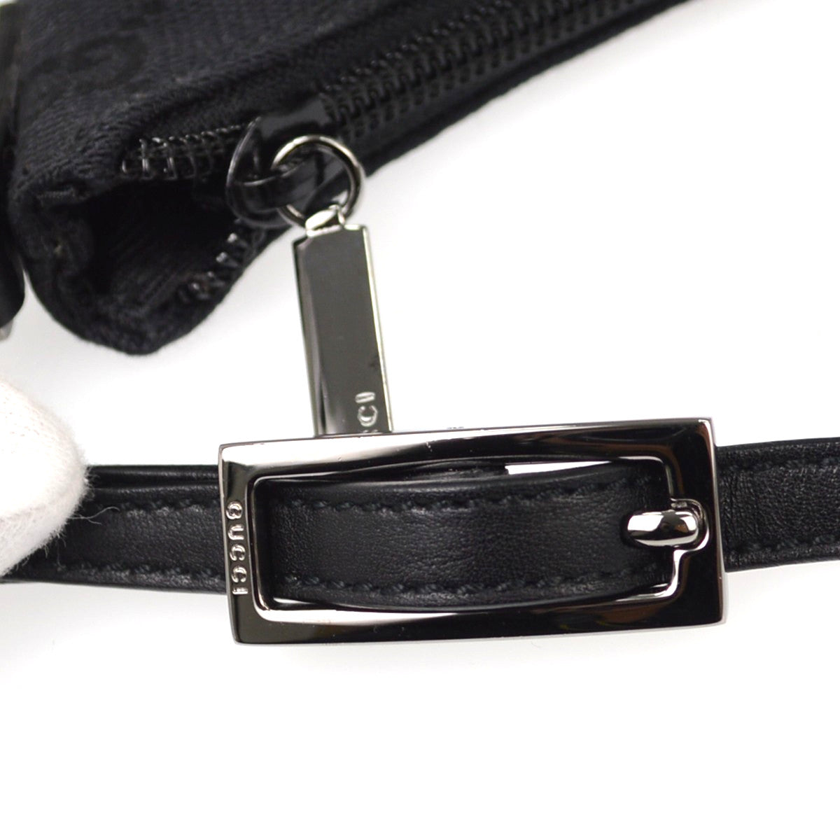 Gucci Zip in Denim GG Nero