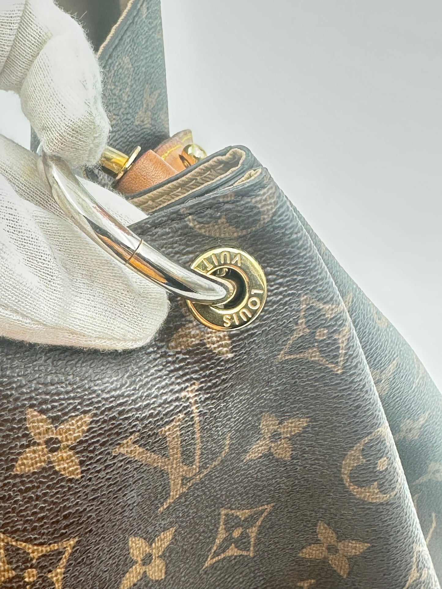 Louis Vuitton “Graceful MM” Monogram Canvas Hobo