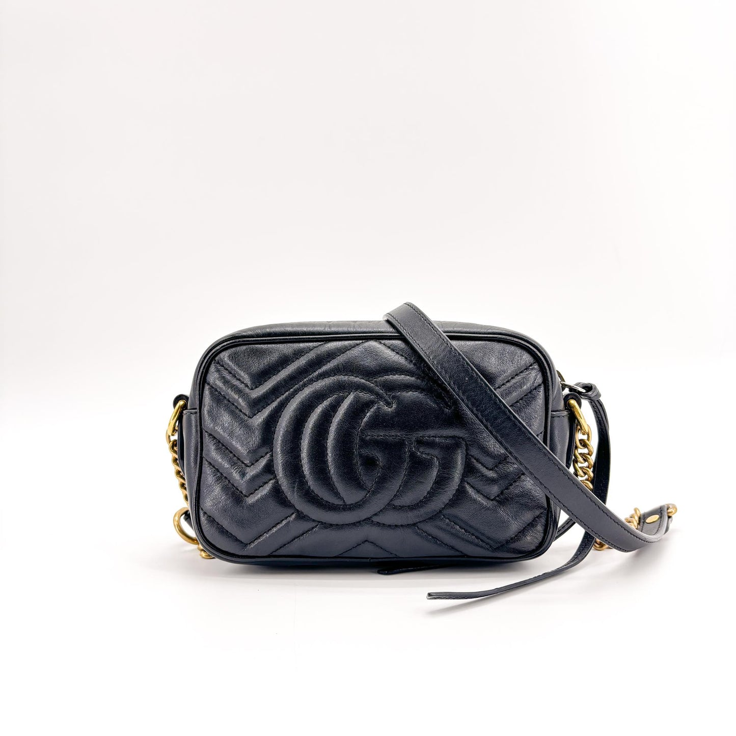 Gucci	Gucci GG Marmont Mini Matelassé Shoulder Bag Black	GOOD