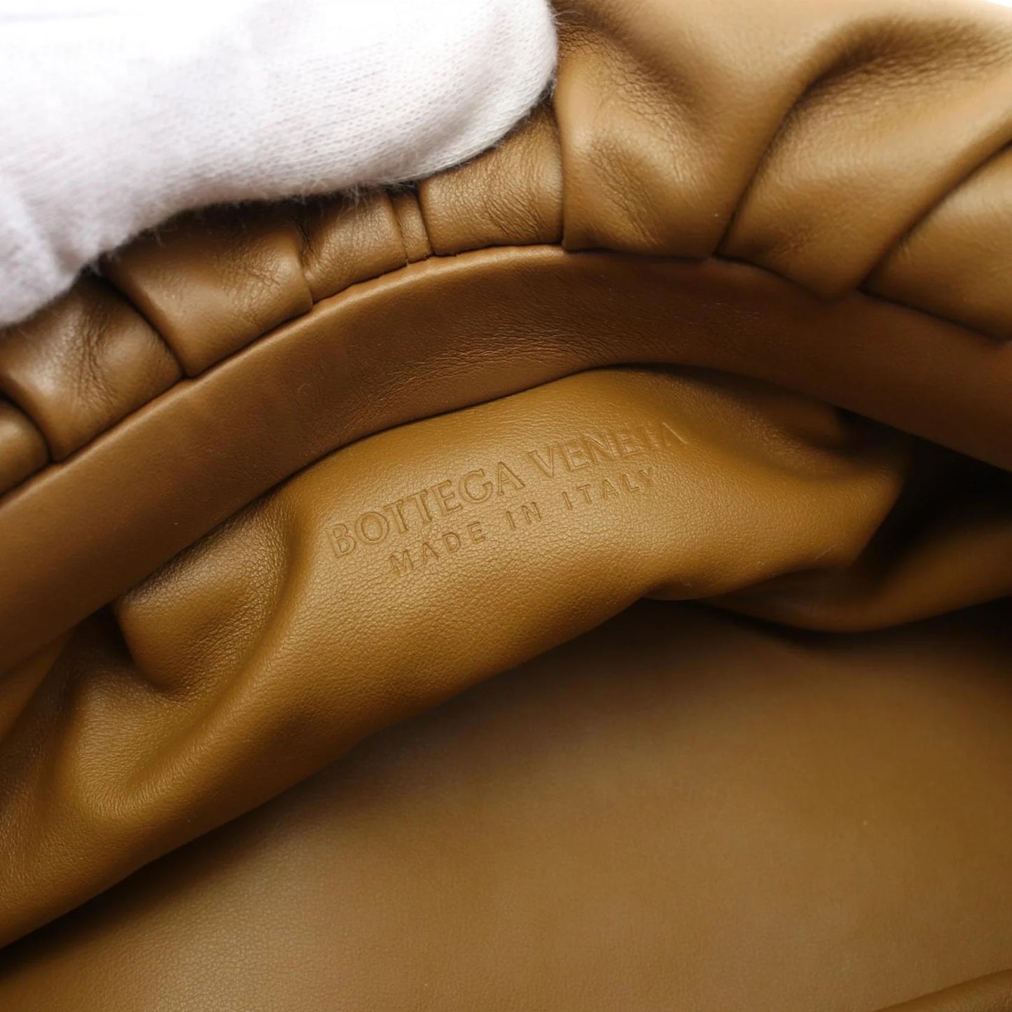 Bottega Veneta Chain Pouch in Pelle Marrone – Taglia Media