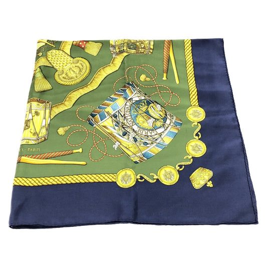 Hermès Carré in Seta Verde – 87x87 cm